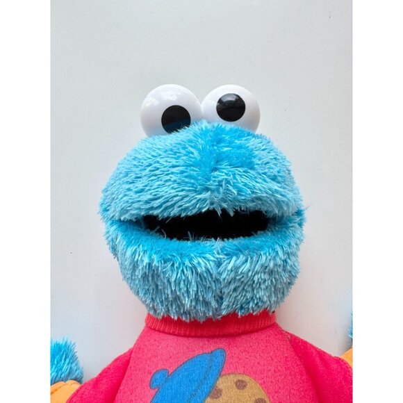 Pair of 2013 HASBRO Sesame Street Talking Elmo & Cookie Monster Plush Toys - Picture 9 of 11